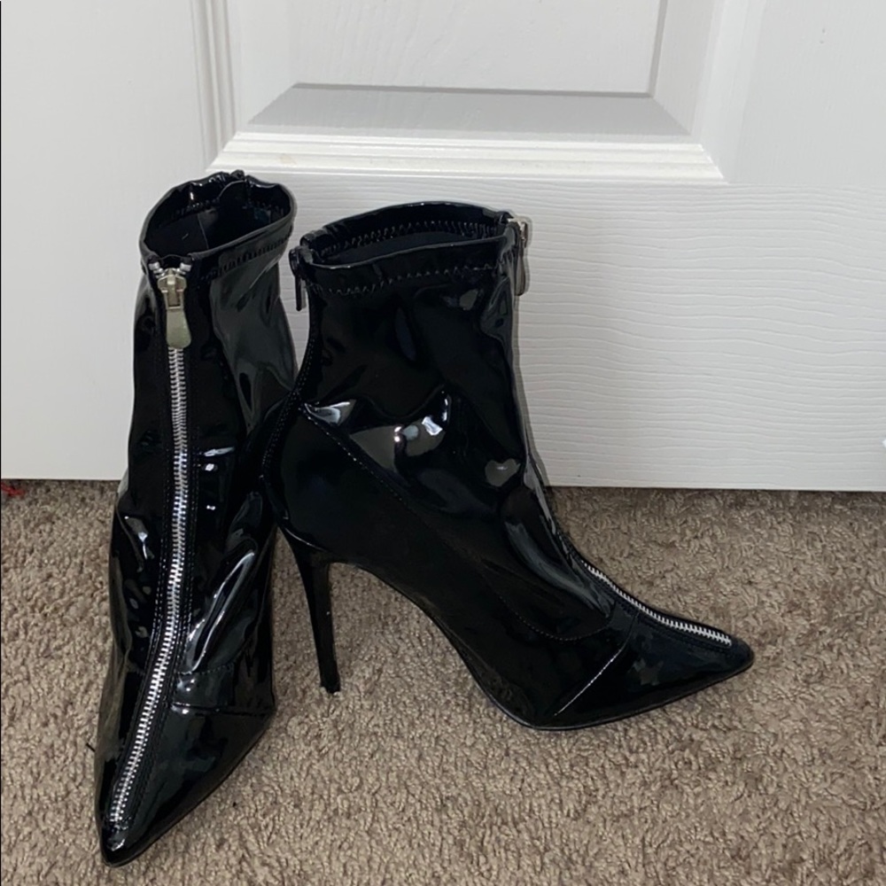 Steve Madden Leather Zip up Heels